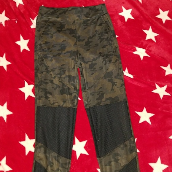 Therapy performance Camo leggings - Picture 1 of 4